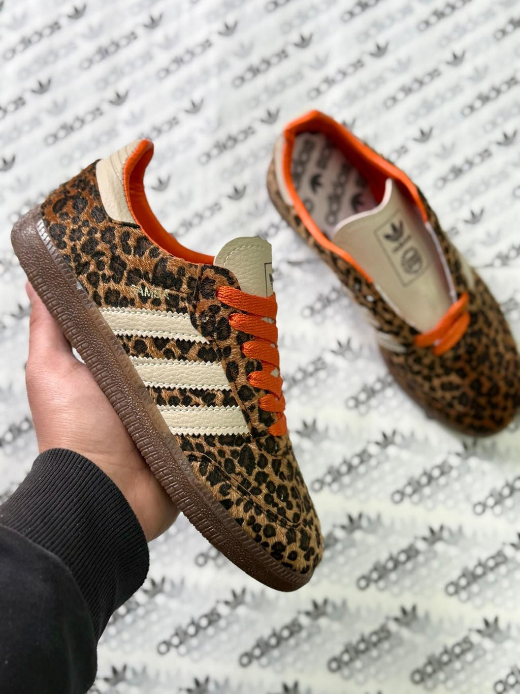 Adidas Samba Leopard Print – Turuncu Bağcıklı Özel Seri