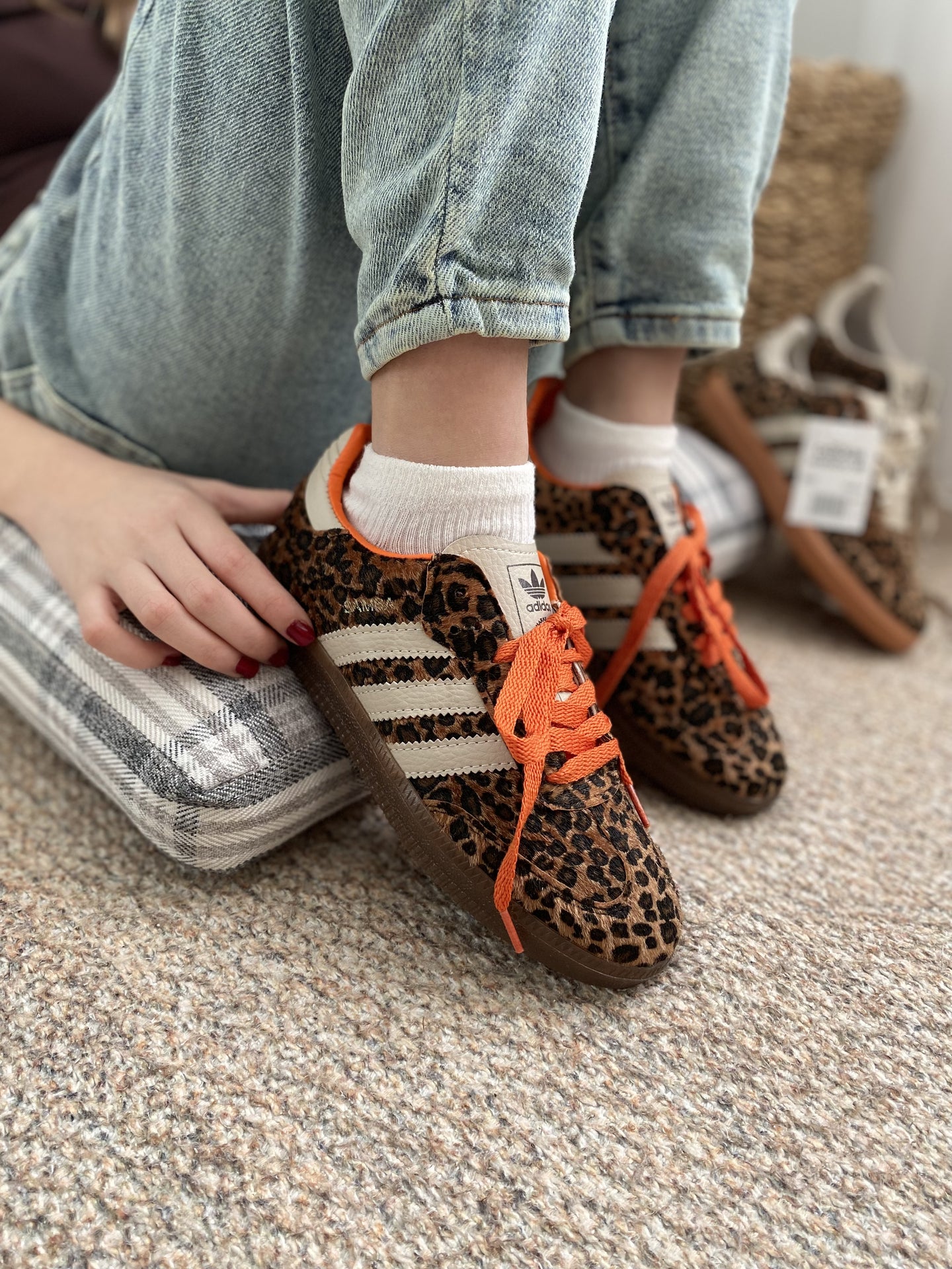 Adidas Samba Leopard Print – Turuncu Bağcıklı Özel Seri