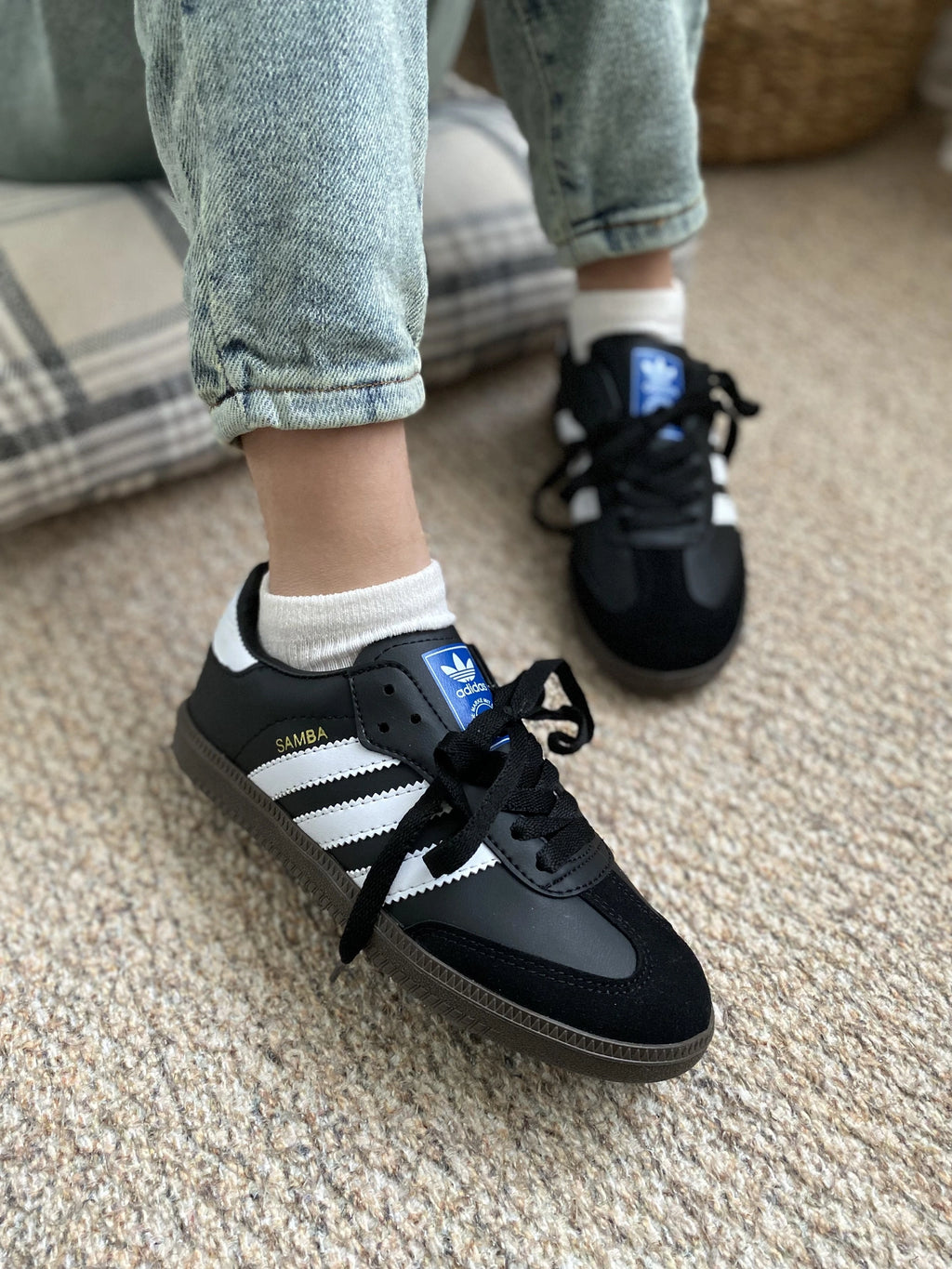 Adidas Samba Siyah – Beyaz Şeritli
