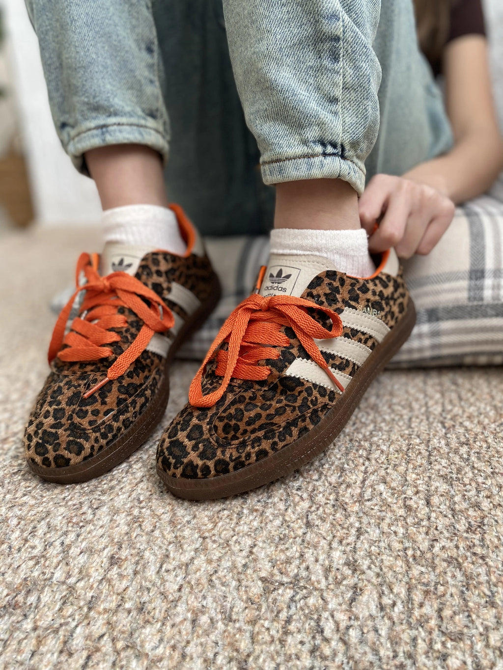 Adidas Samba Leopard Print – Turuncu Bağcıklı Özel Seri