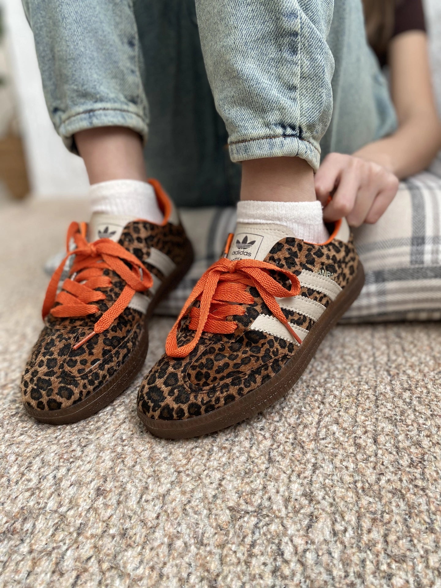 Adidas Samba Leopard Print – Turuncu Bağcıklı Özel Seri
