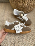 Adidas Spezial Kahverengi Süet Sneaker – Açık Beyaz Şeritli