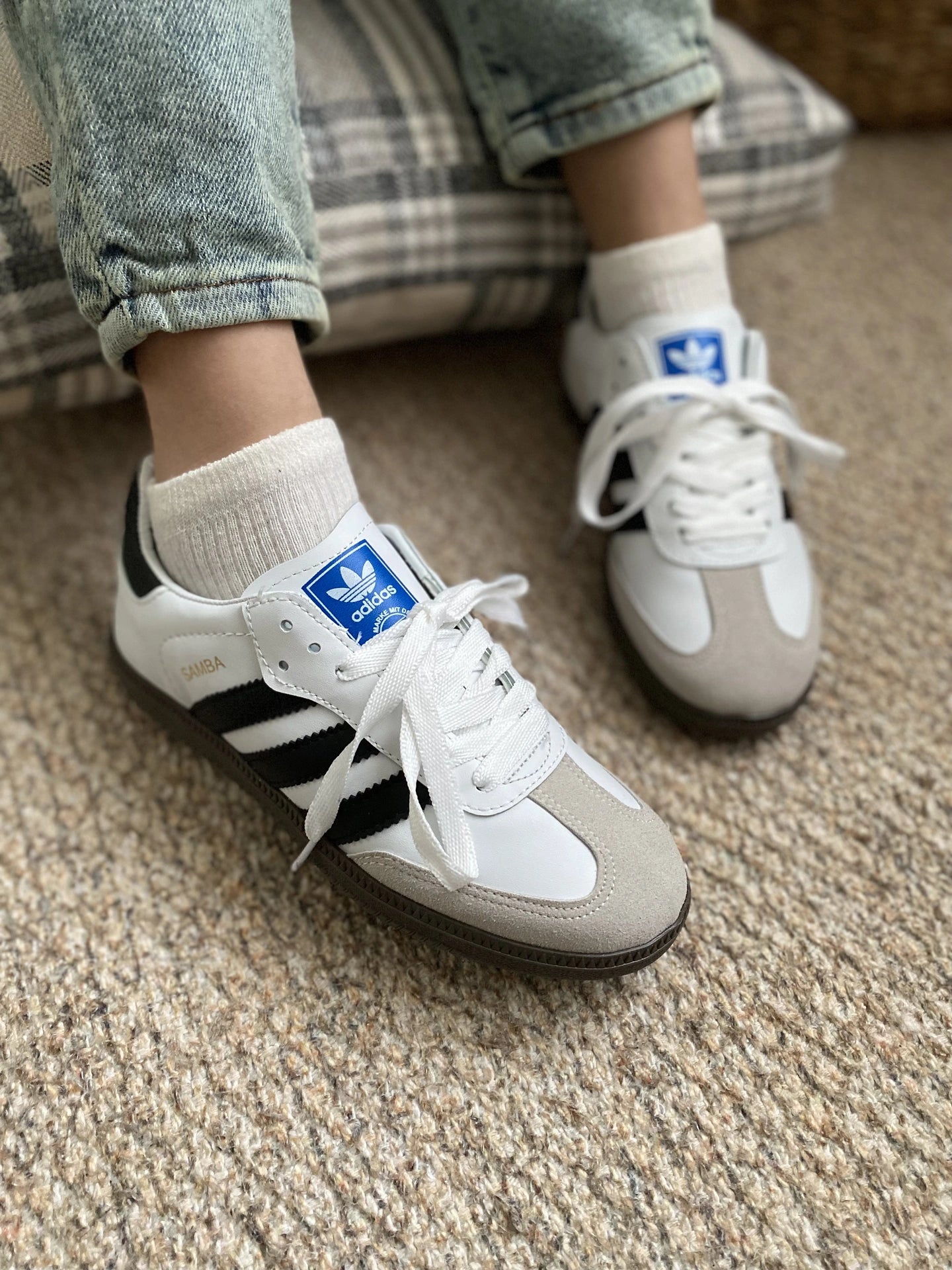 Adidas Samba Beyaz – Siyah Şeritli